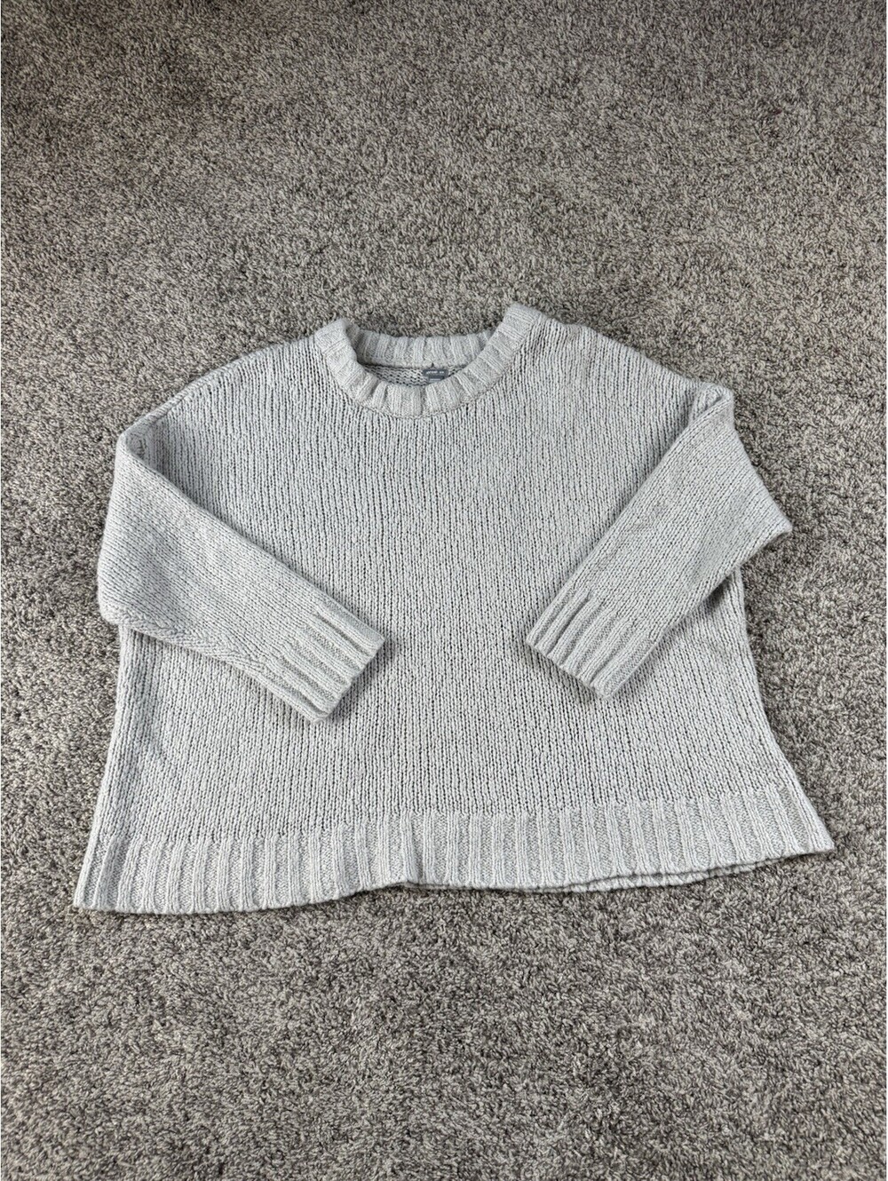 Aerie Gray Knit Sweater Women’s Size M Crew Neck Cozy‎